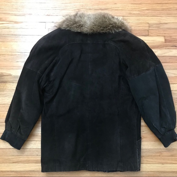 Vintage Black Suede Coat with Raccoon Fur Trim - Picture 9 of 16